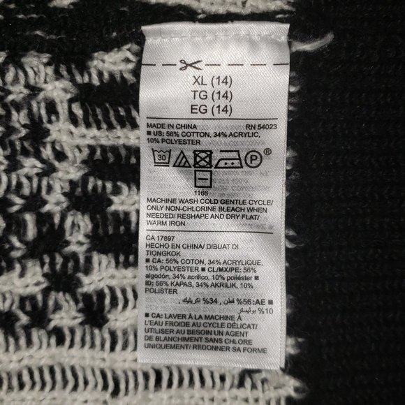 woman`s shrugs/cardigan - Picture 5 of 9